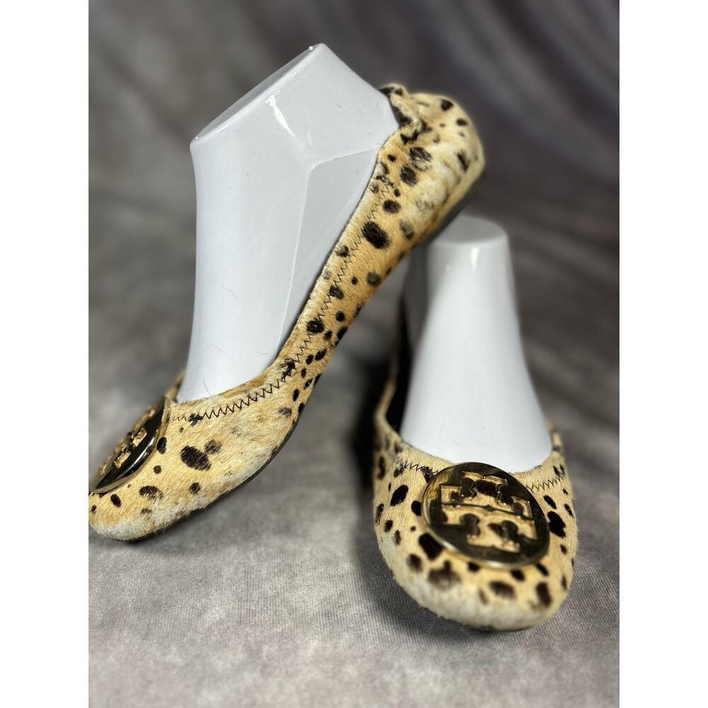 Tory Burch Reva Leopard Haircalf Ballet Flats Gold Logo Womens 6 - Picture 7 of 7